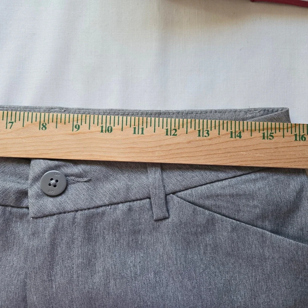 Lee Women's Gray Wrinkle Free Straight Leg Dress‎ Pants Size 8 M Office Travel